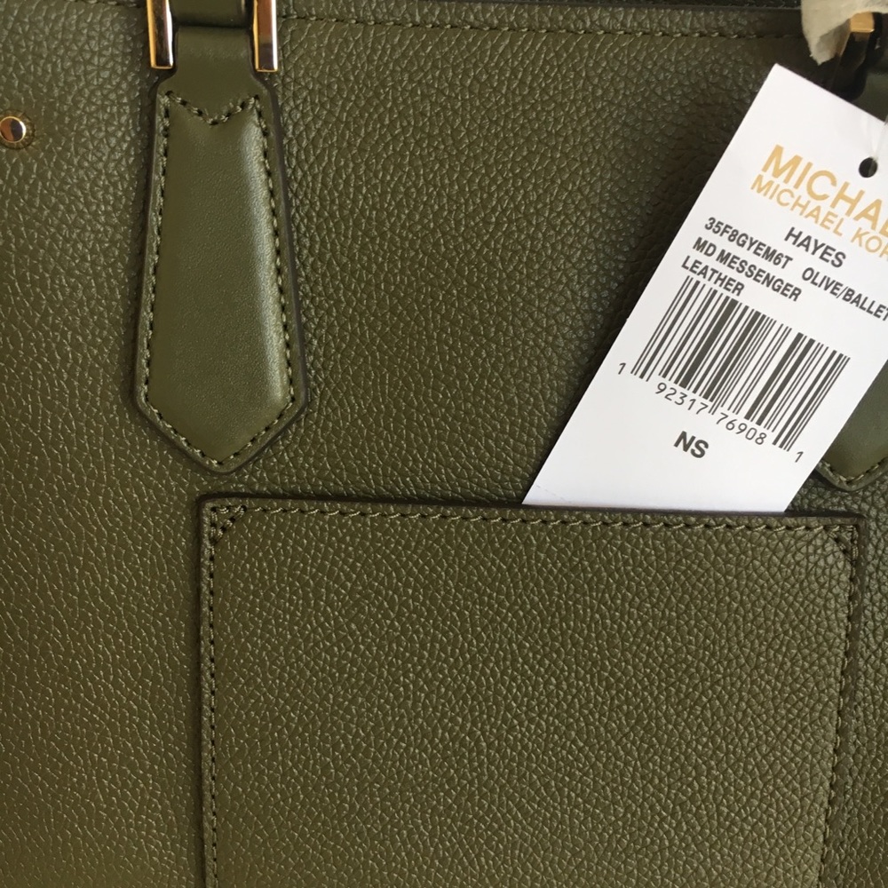 MICHAEL KORS OLIVE/BALLET MESSENGER NWT - Picture 6 of 7